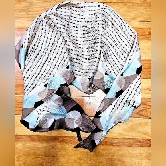 Saracene Bellagio Silk Scarf - Picture 2 of 6